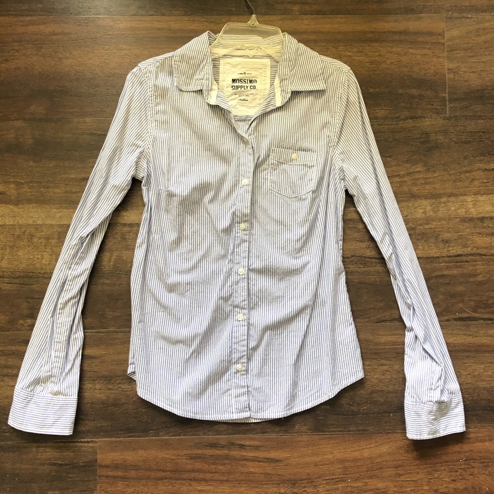 Blue + White Striped Button Down 💙